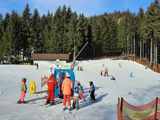 SKI Bílá - lyžařská škola